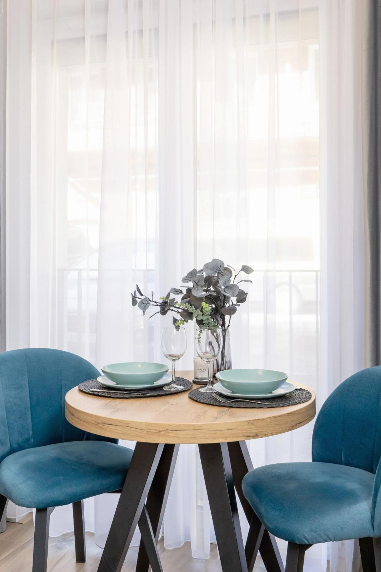 Apartment Lux With Parking & Ac Just 1,5 Km From Main Square By Renters Prestige