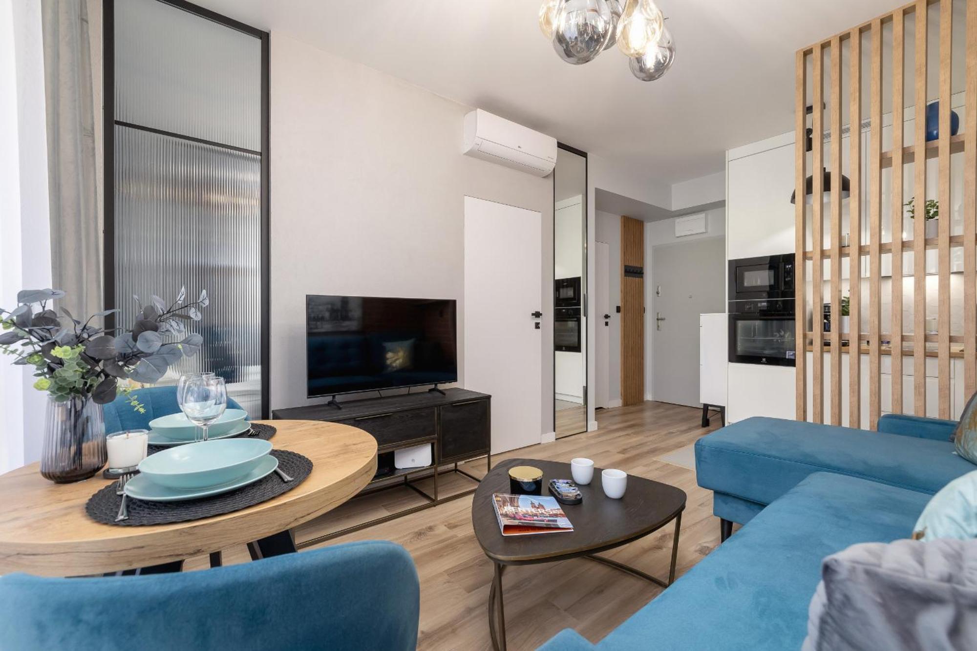 Lux With Parking & Ac Just 1,5 Km From Main Square By Renters Prestige