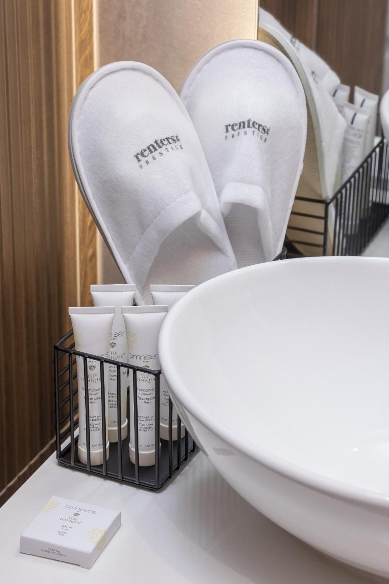 Apartment Lux With Parking & Ac Just 1,5 Km From Main Square By Renters Prestige Krakow