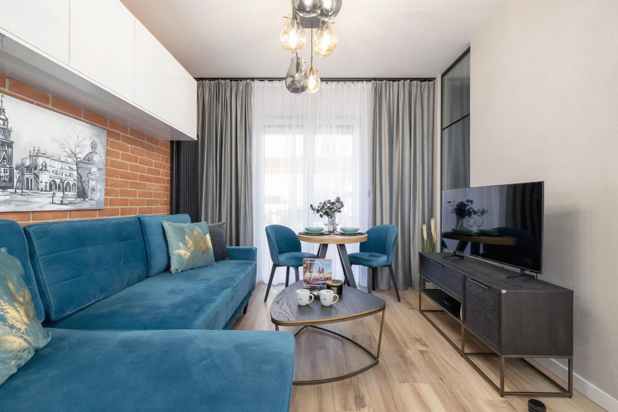 Lux With Parking & Ac Just 1,5 Km From Main Square By Renters Prestige Apartment *